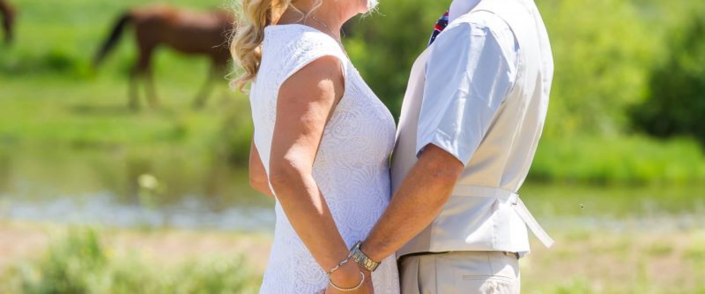 Colorado_Country_Small_Wedding_with_Horses